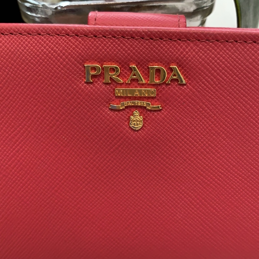 Prada Saffiano Leather wallet - Picture 12 of 17